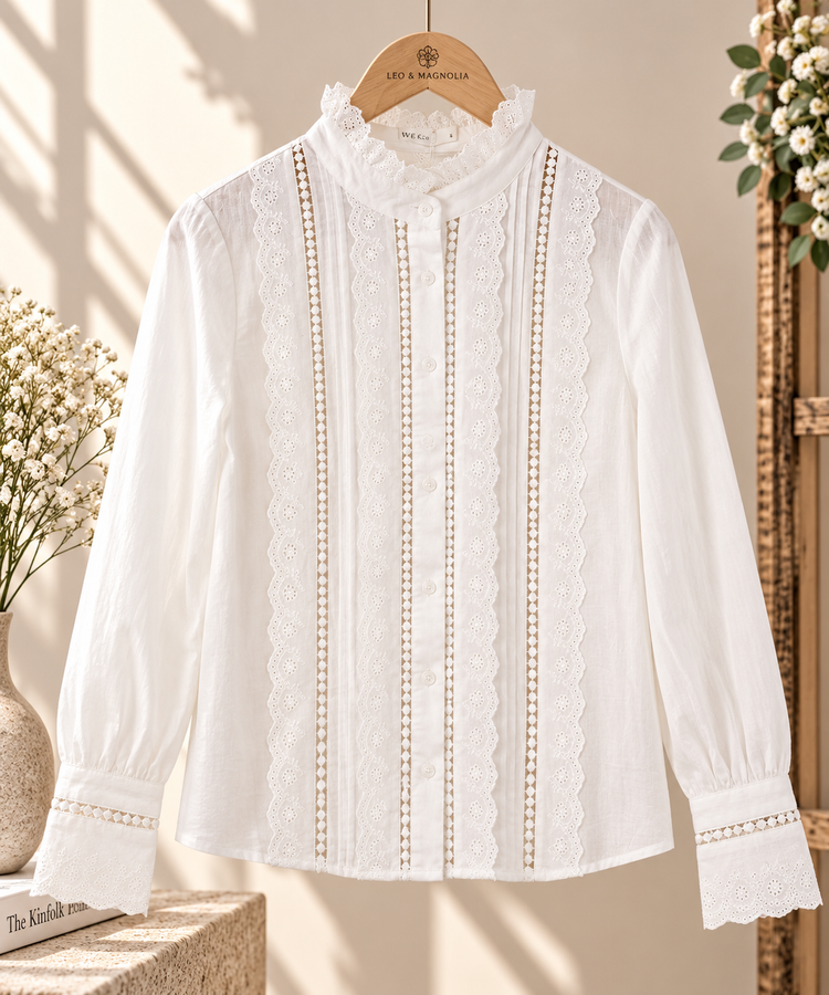 Blusa blanca de encaje Blusa blanca de algodón con encaje bordado, cuello alto y manga larga 