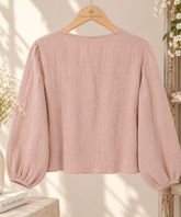 Blusa rosa empolvado con encaje Blusa rosa algodón empolvado de manga abullonada, vista trasera
